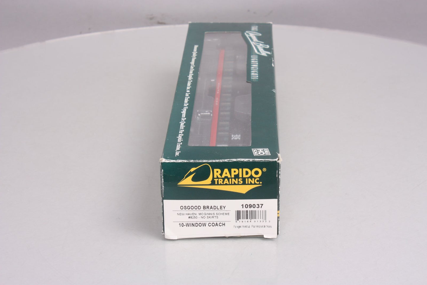 Rapido Trains 109037 HO New Haven PS Osgood-Bradley 10-Window Coach #8251