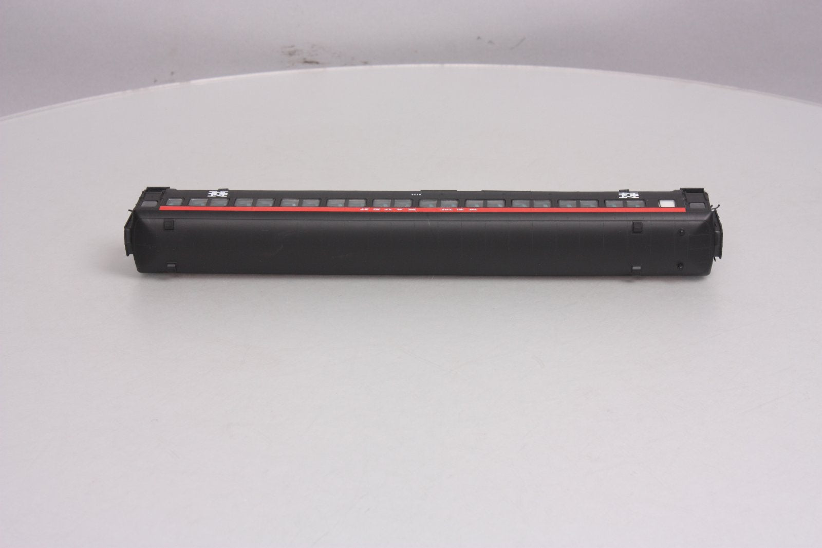 Rapido Trains 109037 HO New Haven PS Osgood-Bradley 10-Window Coach #8251