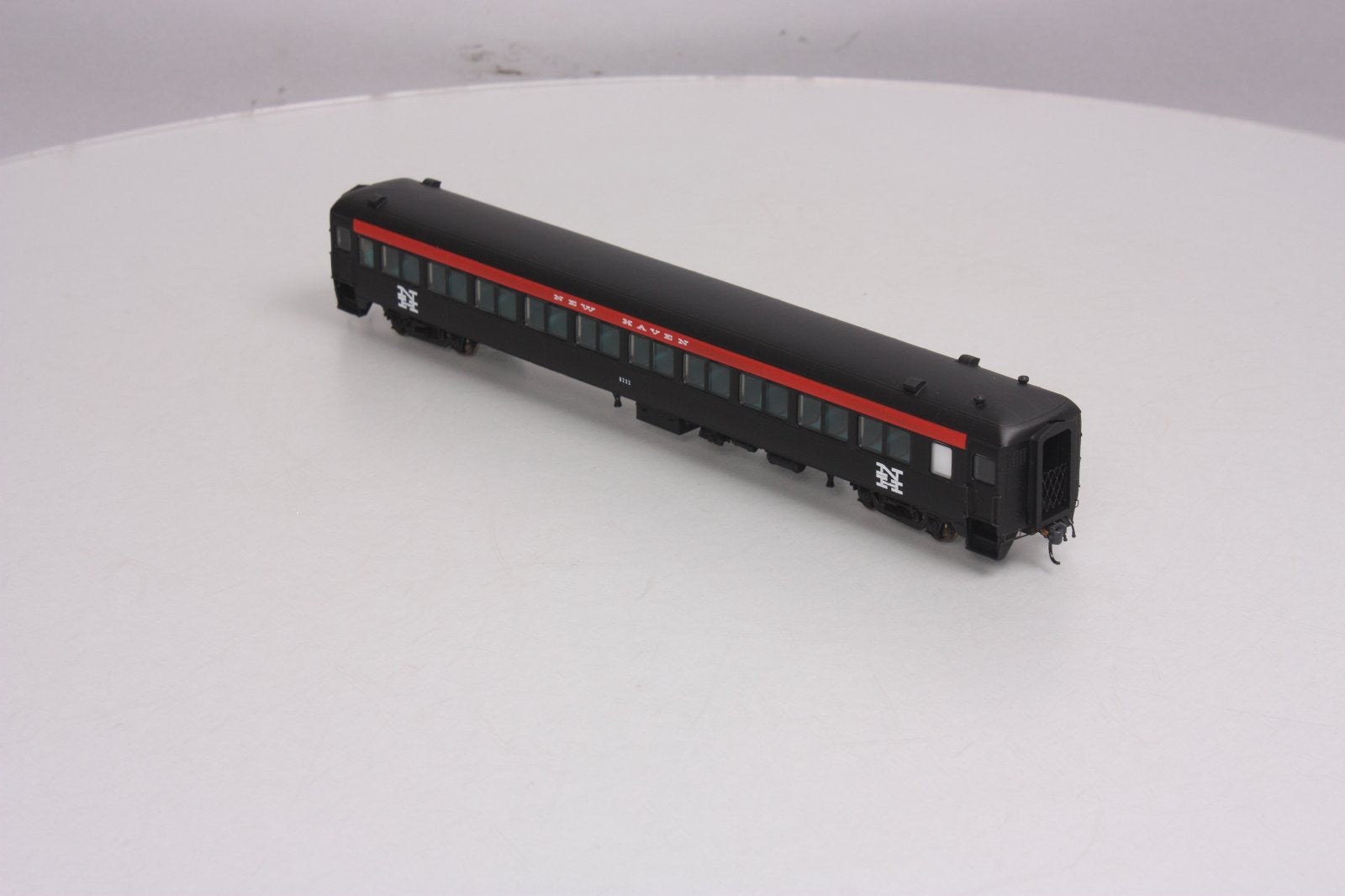 Rapido Trains 109034 HO New Haven PS Osgood-Bradley 10-Window Coach #8232