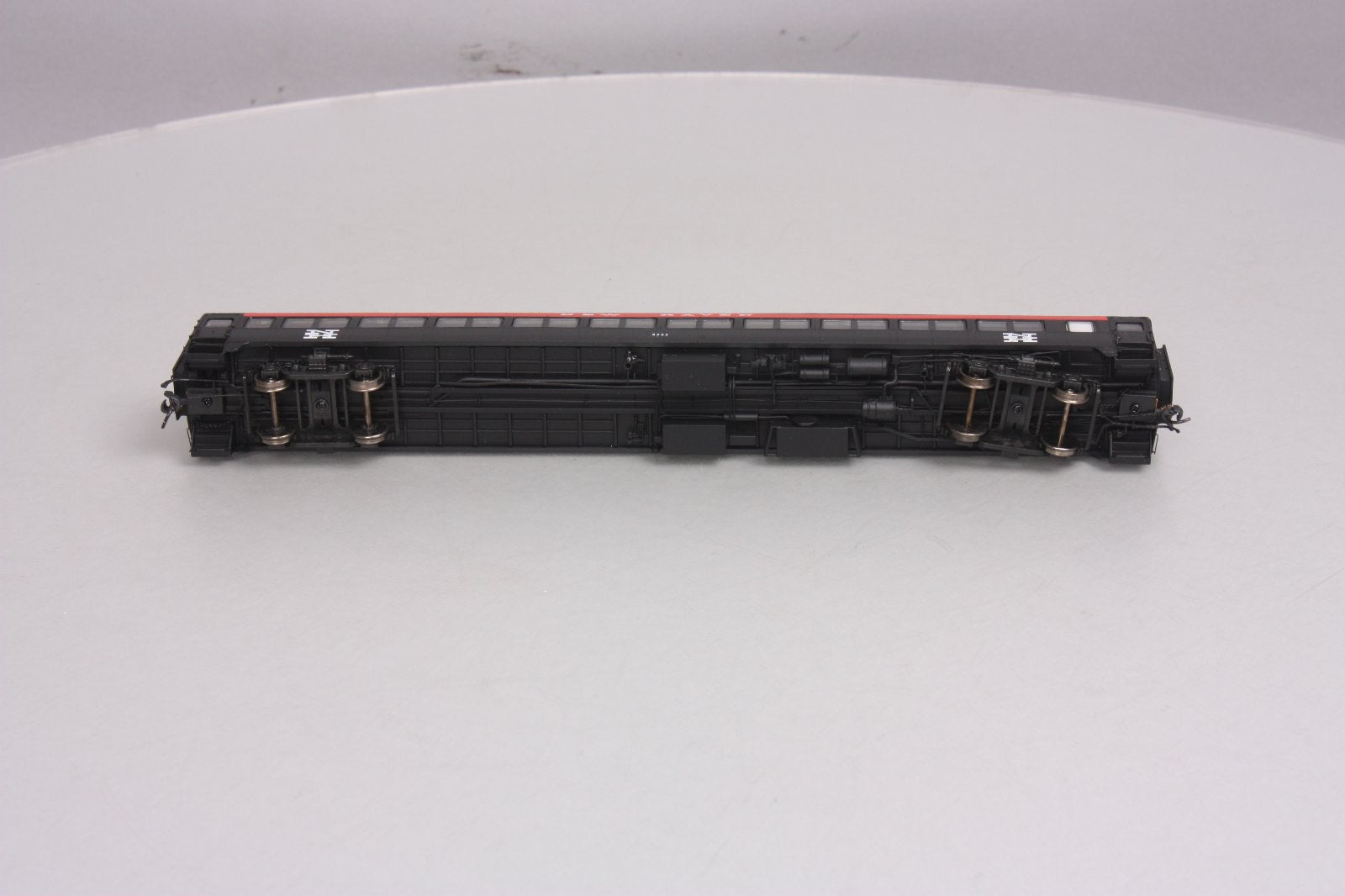 Rapido Trains 109034 HO New Haven PS Osgood-Bradley 10-Window Coach #8232