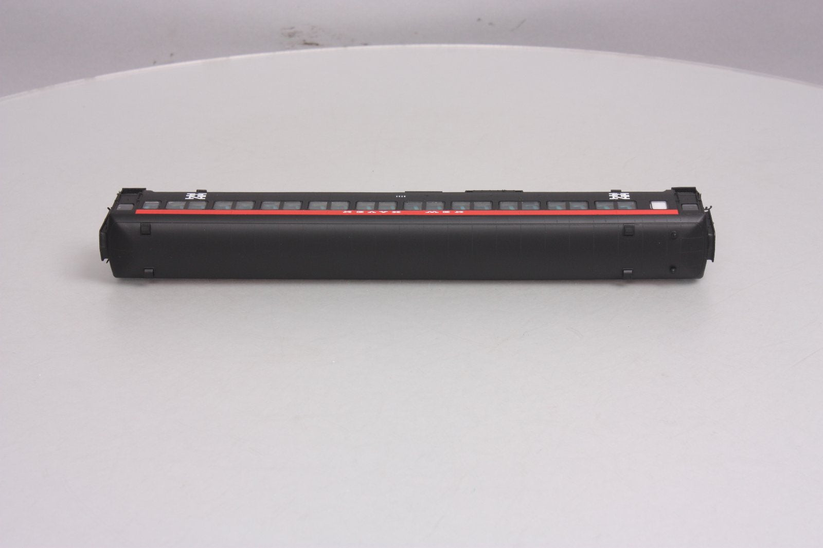 Rapido Trains 109034 HO New Haven PS Osgood-Bradley 10-Window Coach #8232