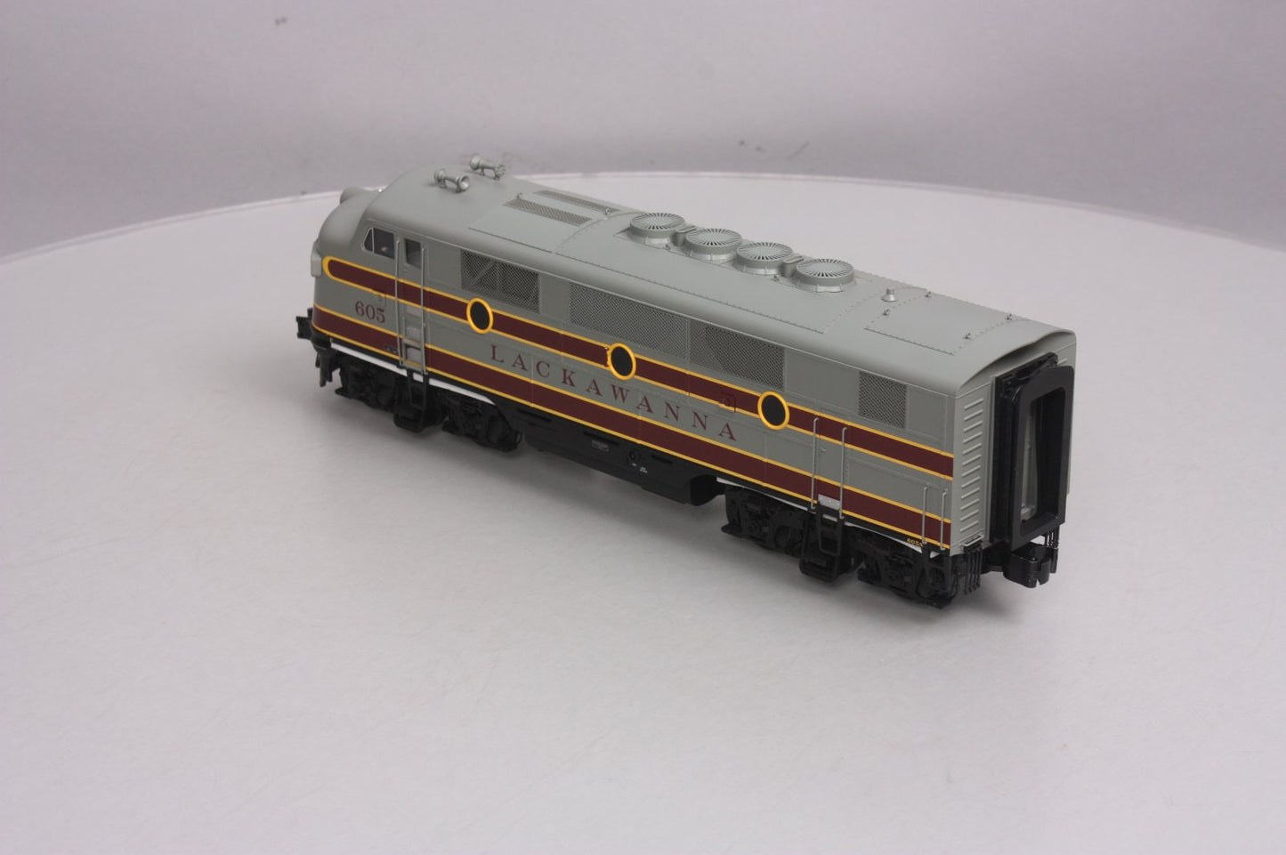Atlas 1608-1 O Erie Lackawanna F2/F3 Diesel Locomotive w/ TMCC #605 - 3-Rail