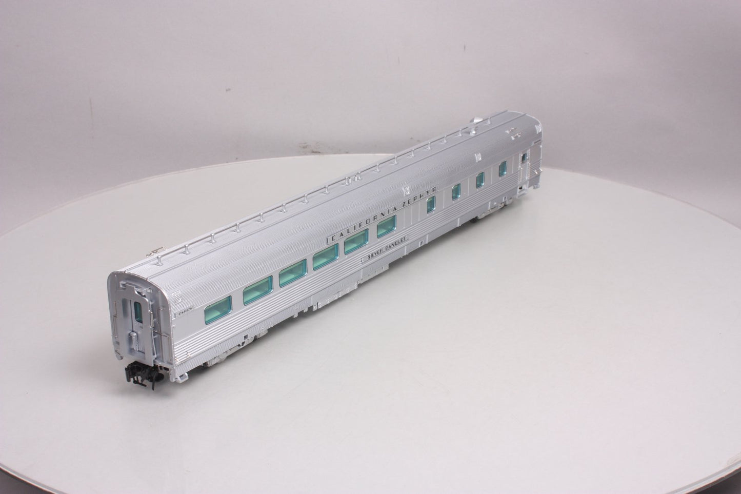 Atlas 3001192-1 D&RGW "Silver Banquet" Dining Car #1115 (3Rail)