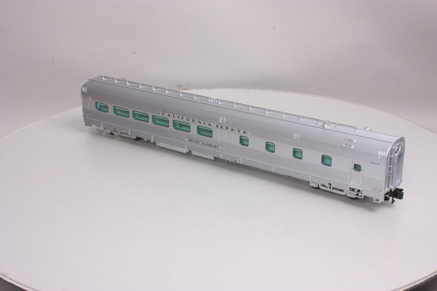 Atlas 3001192-1 D&RGW "Silver Banquet" Dining Car #1115 (3Rail)