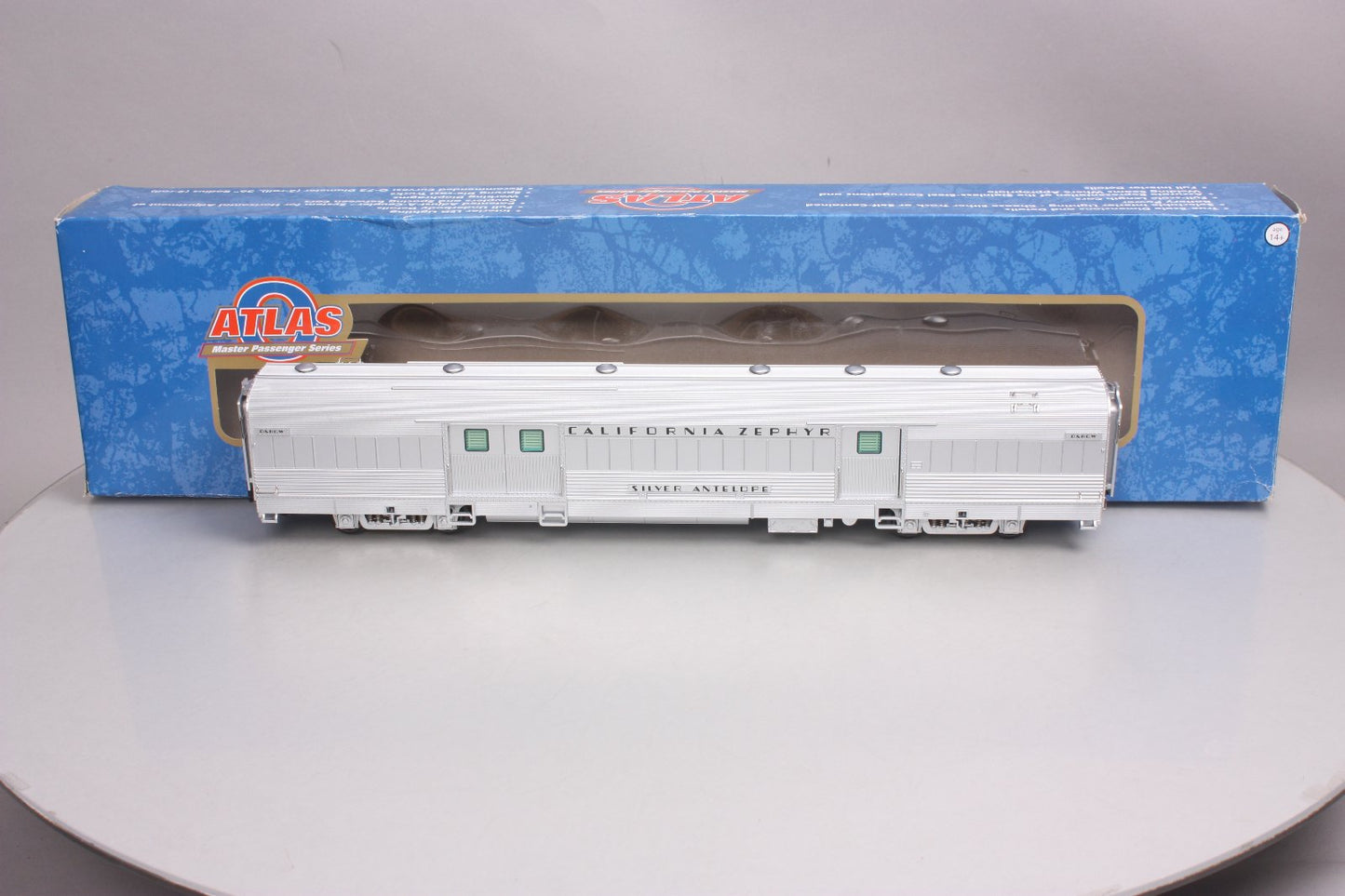 Atlas 30070021 D&RGW California Zephyr Silver Antelope Baggage Car #1100 [3rail]