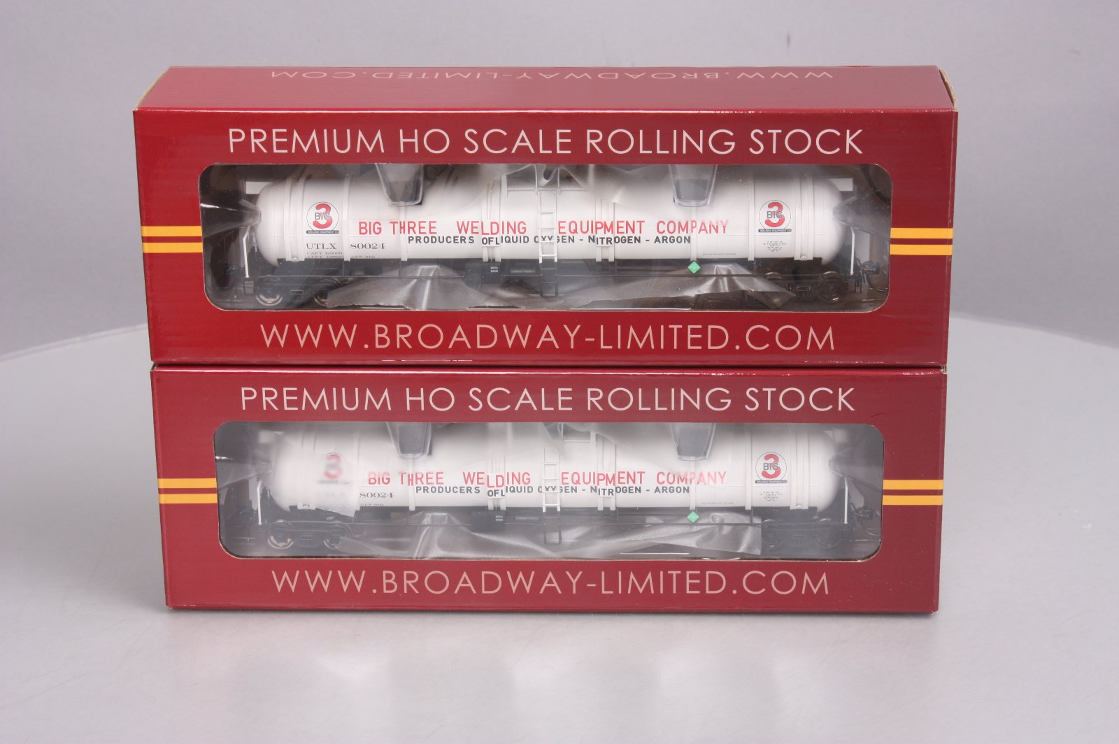 Broadway Limited 6102 HO Big Three Industries Cryogenic Tank Car (Pack of 2)