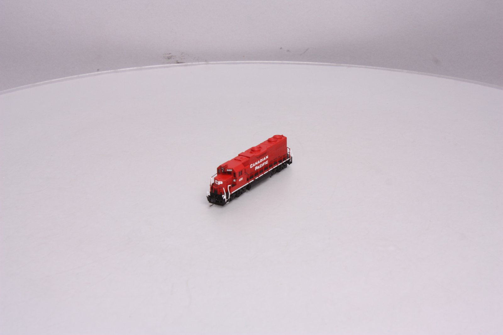 Atlas 40000629 Canadian Pacific EMD GP38-2 #4510 w/DCC
