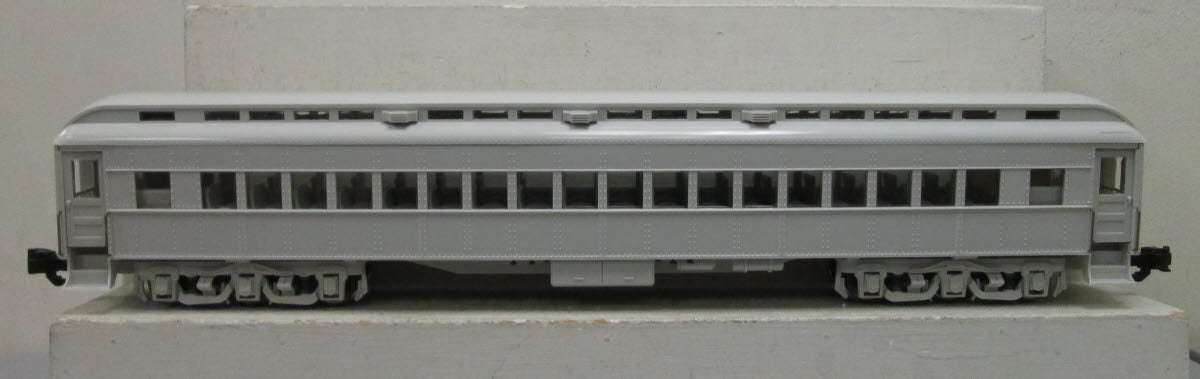 Aristo-Craft 31300 G Undecorated Heaveyweight Pullman Green with Metal Wheels