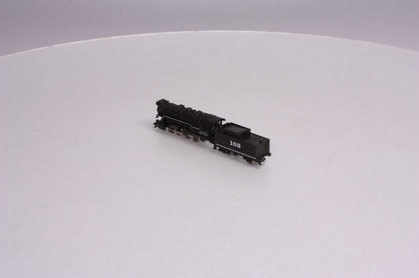 Atlas 2111 N Scale Atchison Topeka Santa Fe 0-8-0 Steam Locomotive & Tender #102
