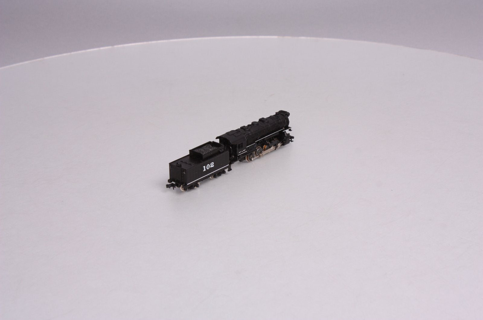Atlas 2111 N Scale Atchison Topeka Santa Fe 0-8-0 Steam Locomotive & Tender #102