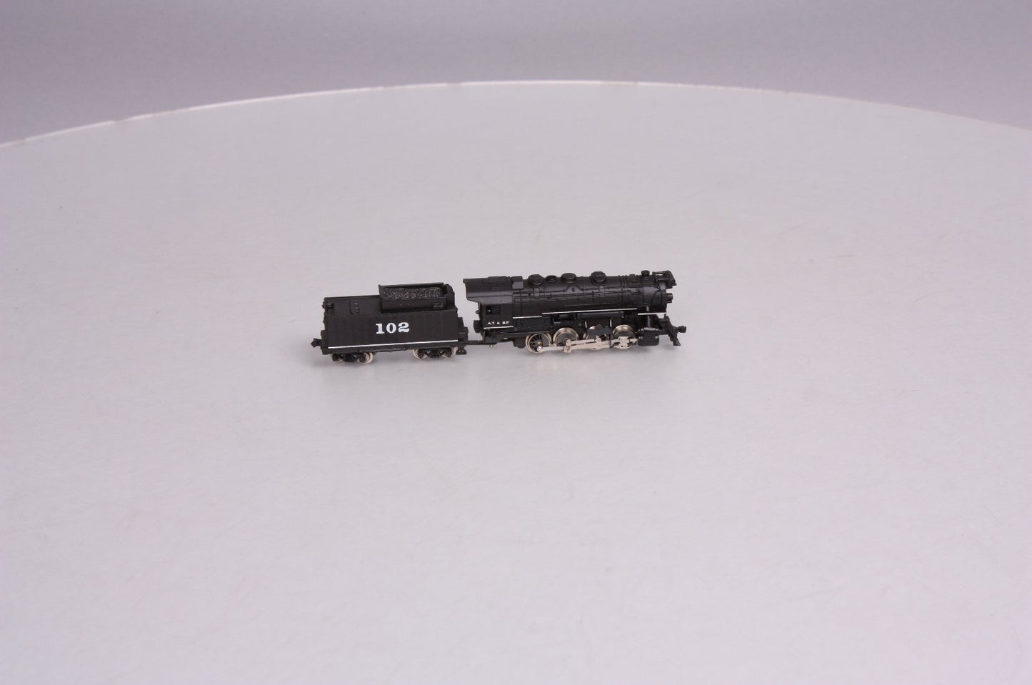 Atlas 2111 N Scale Atchison Topeka Santa Fe 0-8-0 Steam Locomotive & Tender #102