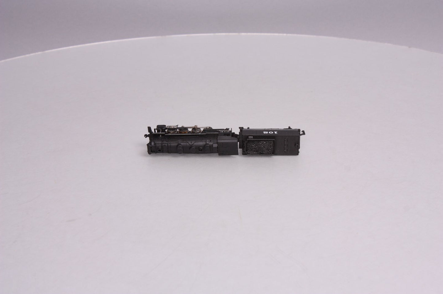 Atlas 2111 N Scale Atchison Topeka Santa Fe 0-8-0 Steam Locomotive & Tender #102