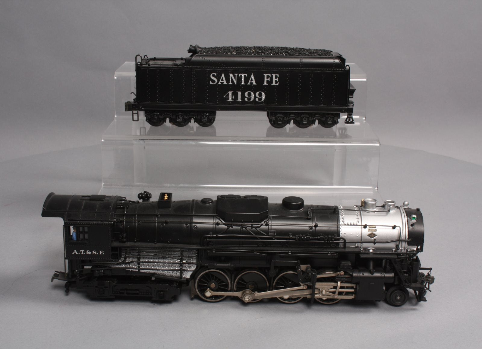 Lionel 6-11387 Santa Fe 2-8-4 Berkshire Steam Locomotive #4199