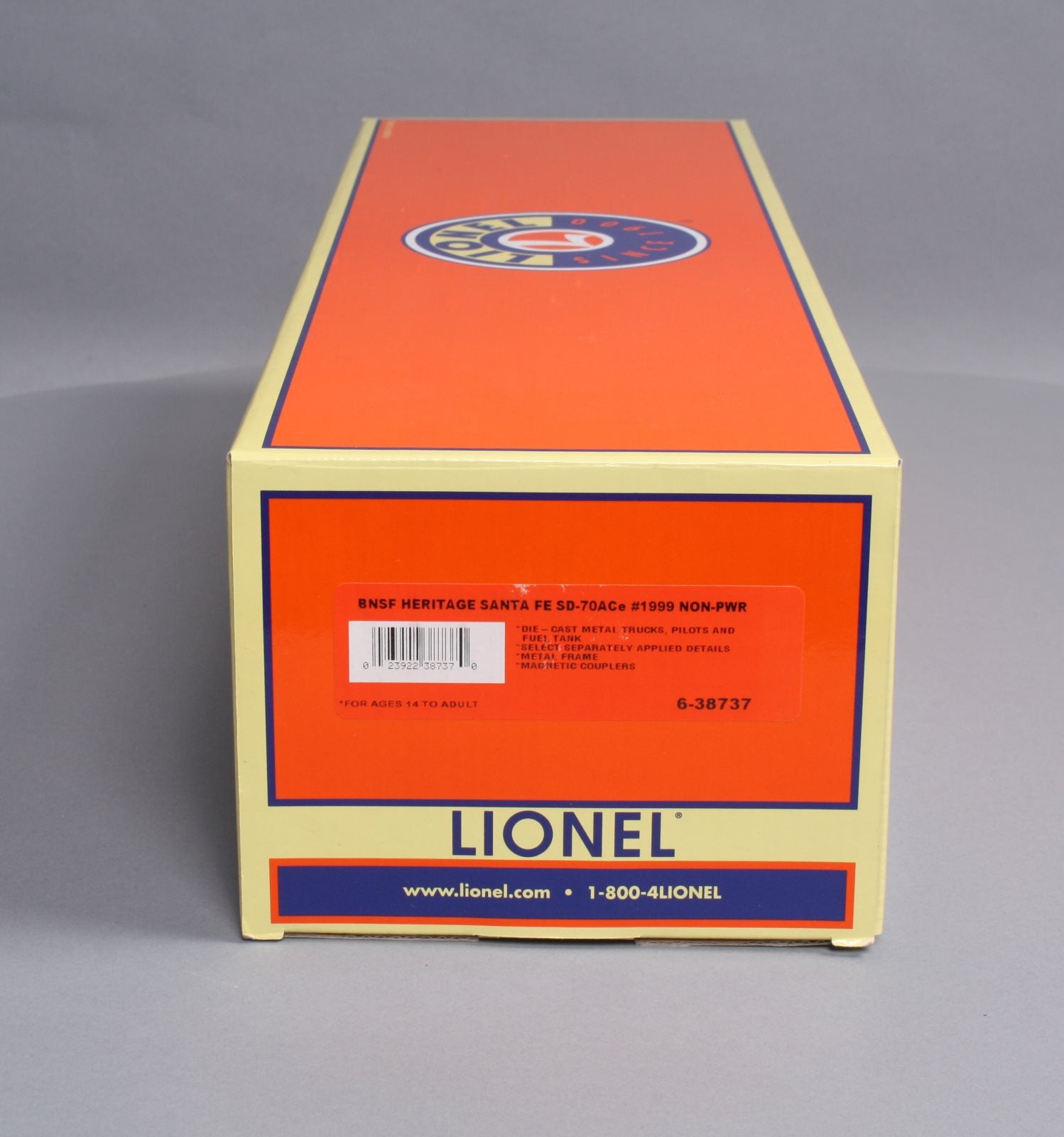 Lionel 6-38737 Santa Fe BNSF Heritage Non-Powered SD70ACe Diesel