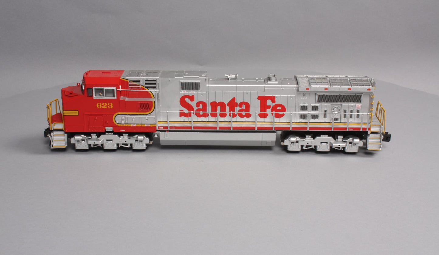 Lionel 6-39566 Santa Fe Legacy Dash 9-44CW Diesel Locomotive #623