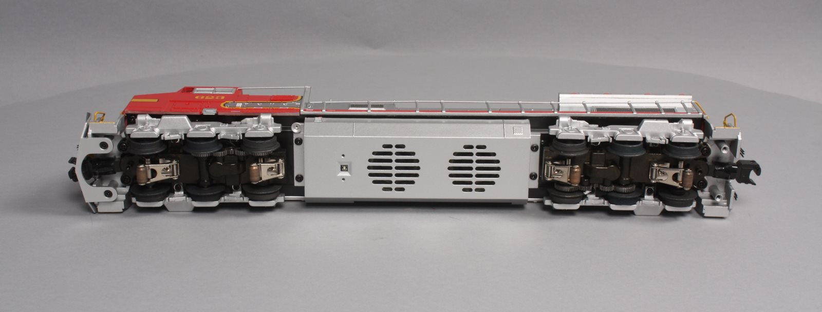 Lionel 6-39566 Santa Fe Legacy Dash 9-44CW Diesel Locomotive #623