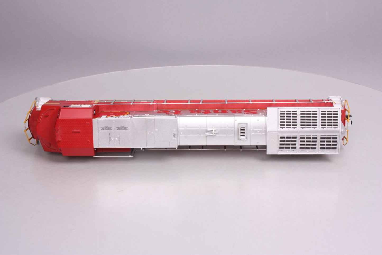 Lionel 6-28270 O ATSF GE Dash 8-40BW (Non-Powered) Diesel Locomotive #563