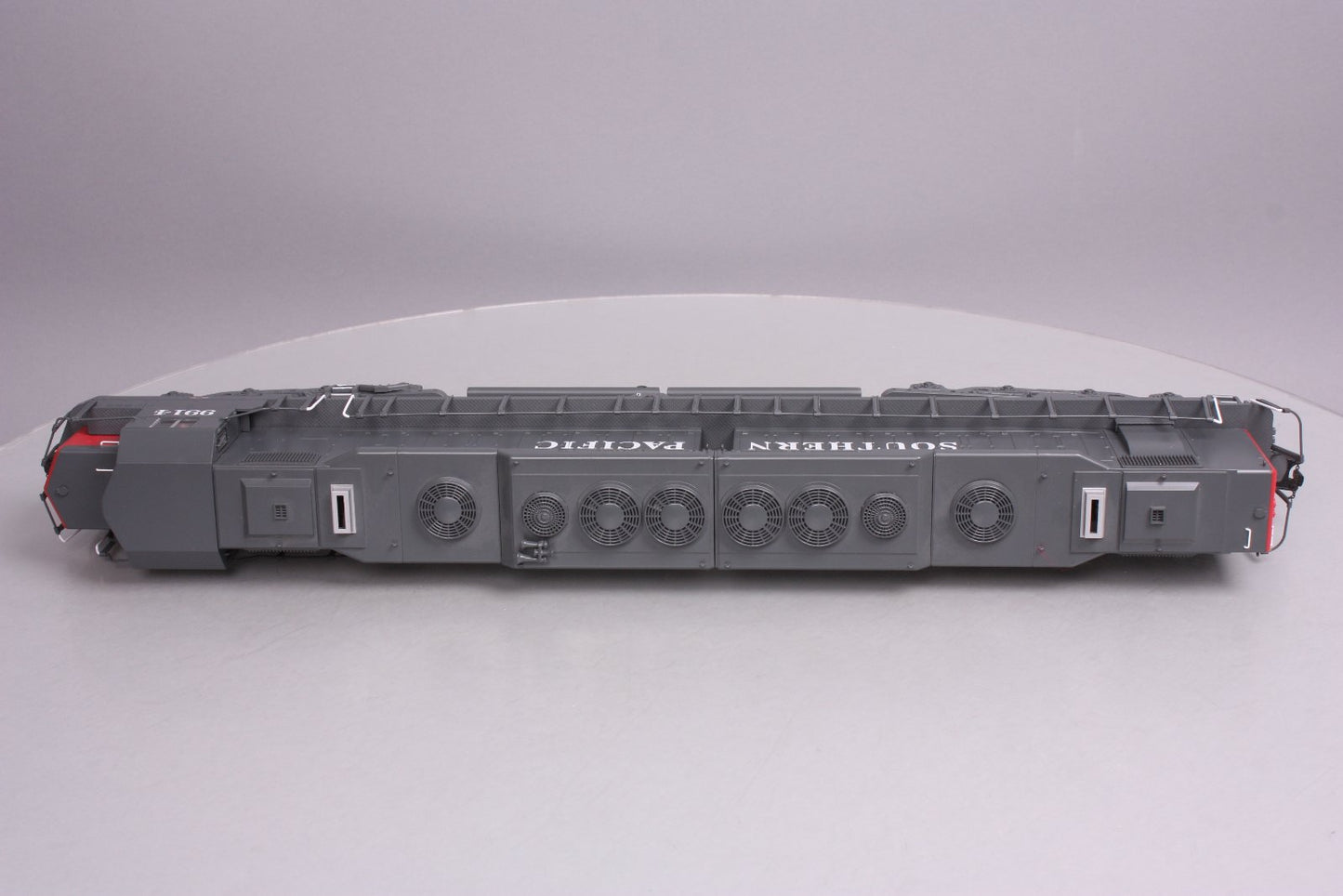 Lionel 6-38497 Southern Pacific Non-Powered DD-35 Diesel Locomotive #9914