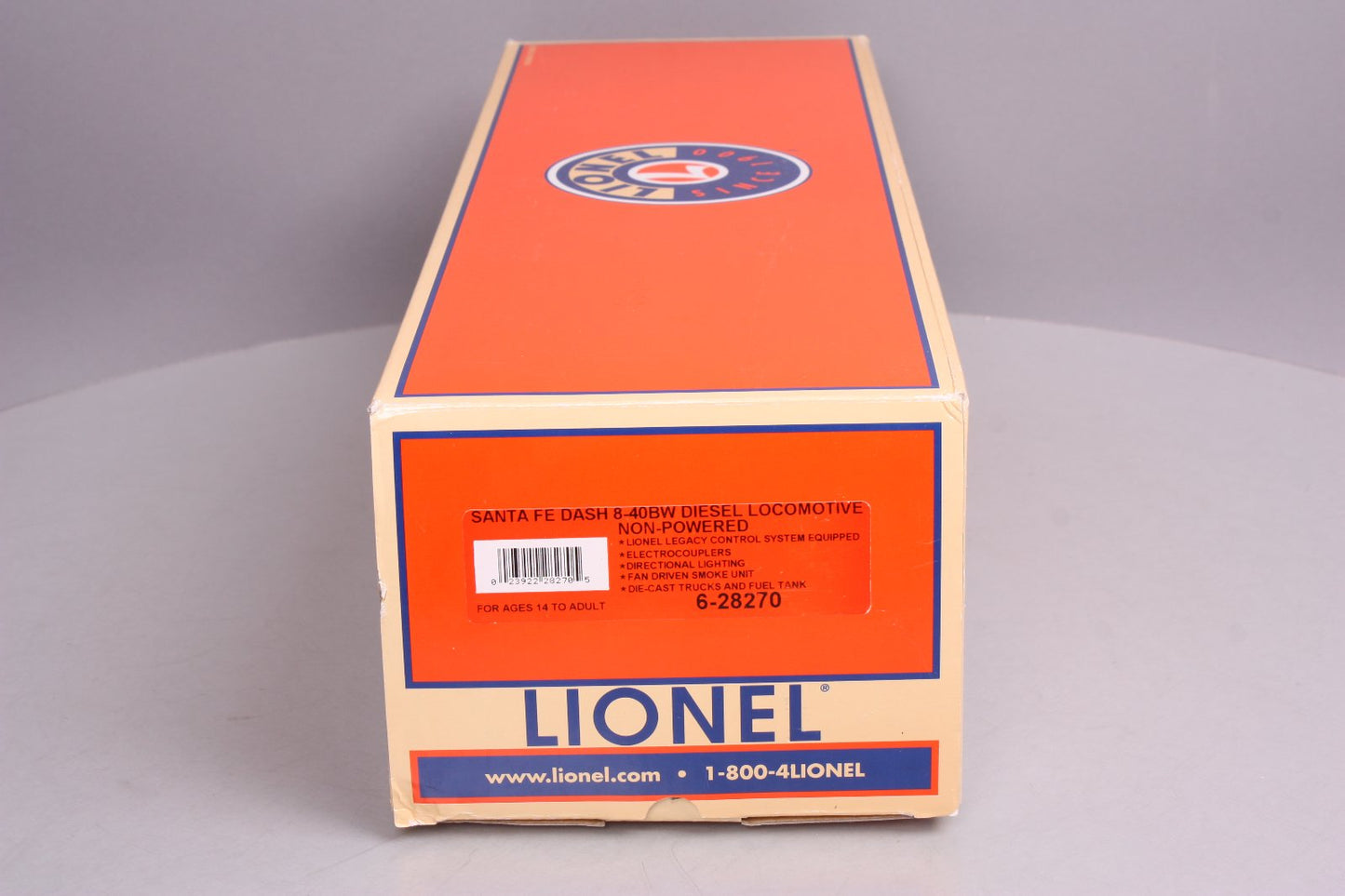 Lionel 6-28270 O ATSF GE Dash 8-40BW (Non-Powered) Diesel Locomotive #563