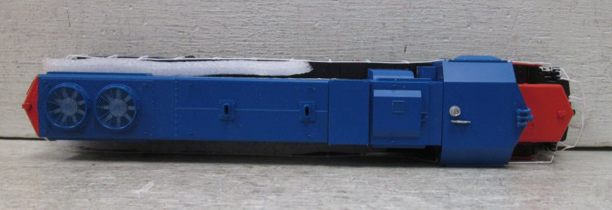Athearn G40735 HO Grand Trunk Western EMD GP38-2 Diesel Locomotive