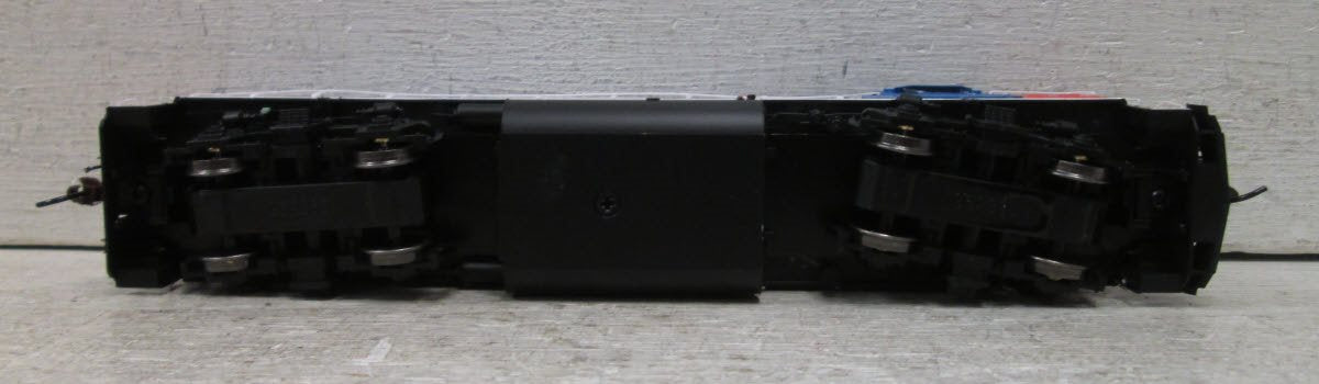 Athearn G40735 HO Grand Trunk Western EMD GP38-2 Diesel Locomotive