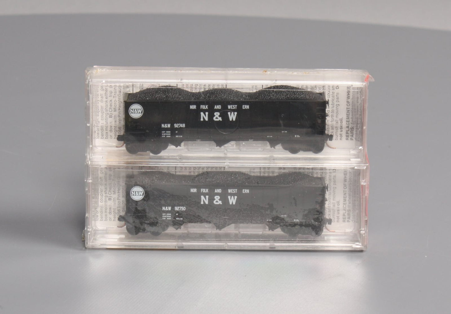Micro-Trains 10800012 N Norfolk & Western 3-Bay Hopper Car (Set of 2)
