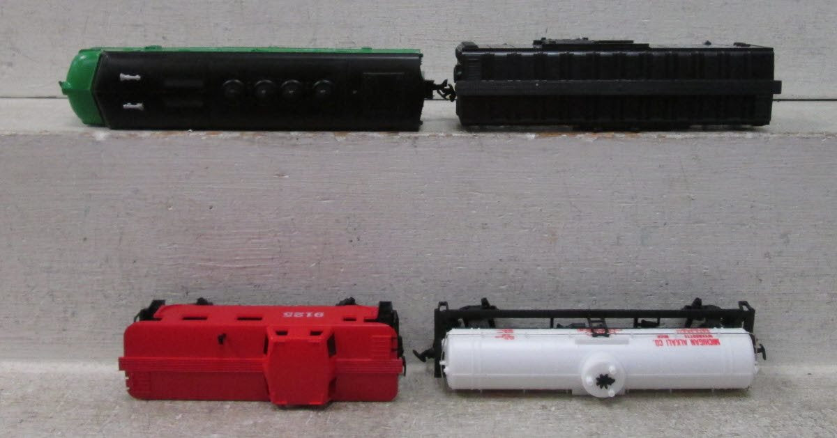 Model Power 1063 Silver Star HO Gauge Diesel Train Set