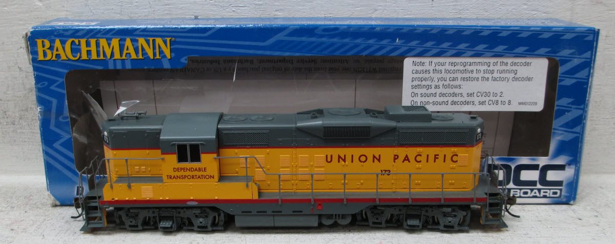 Bachmann 62801 HO Scale Union Pacific GP9 Diesel Locomotive w/DCC #173