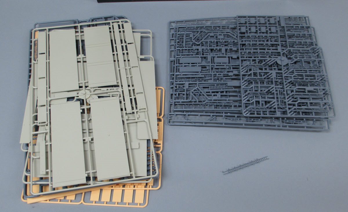 Walthers 933-2973 HO Scale Blast Furnace Ashland Iron & Steel Structure Kit