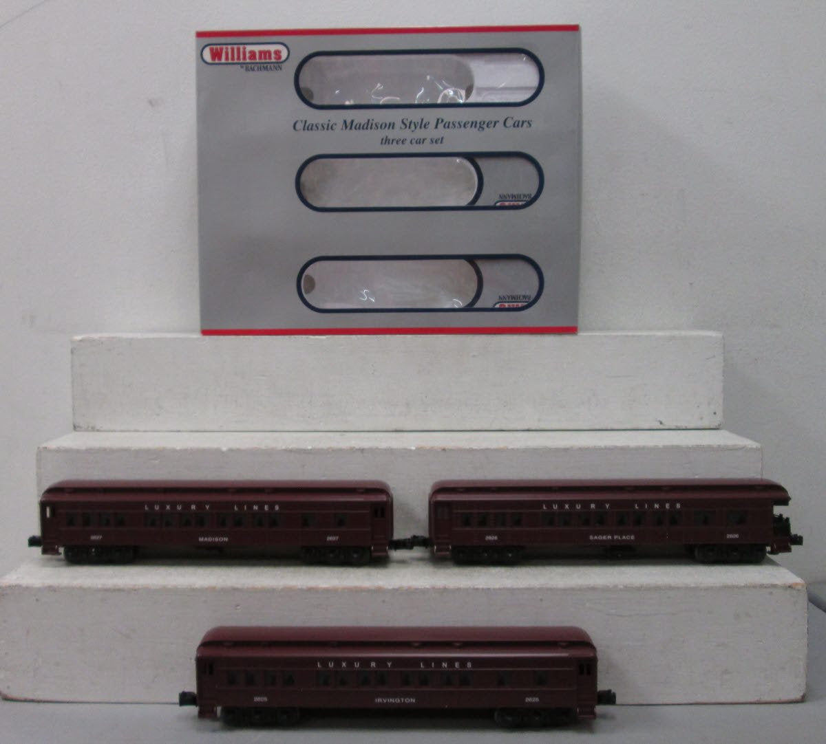 Williams 43450 Luxury Lines 60Ft. Heavyweight Passenger Cars (Set of 3)