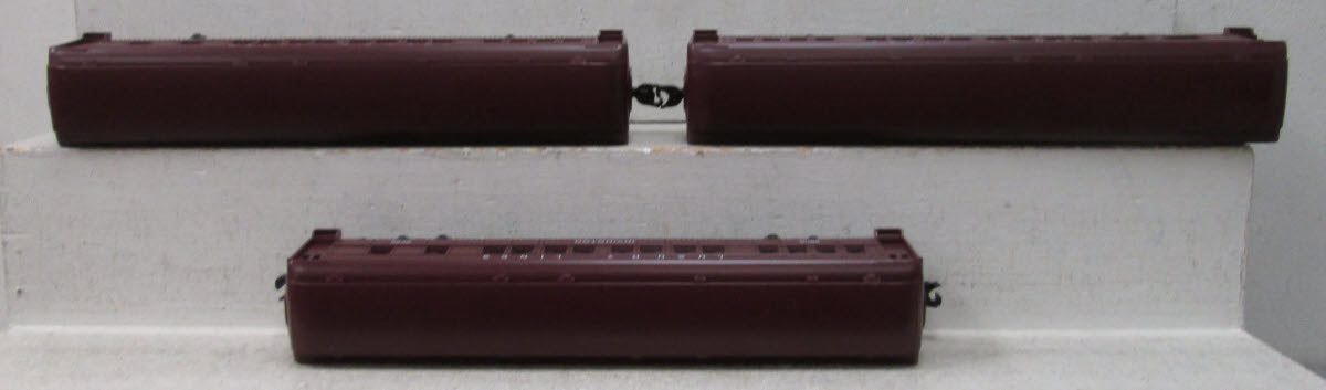 Williams 43450 Luxury Lines 60Ft. Heavyweight Passenger Cars (Set of 3)
