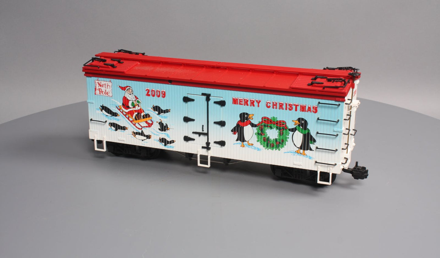 USA Trains 13027 G 2009 Christmas Reefer Car w/Plastic Wheels