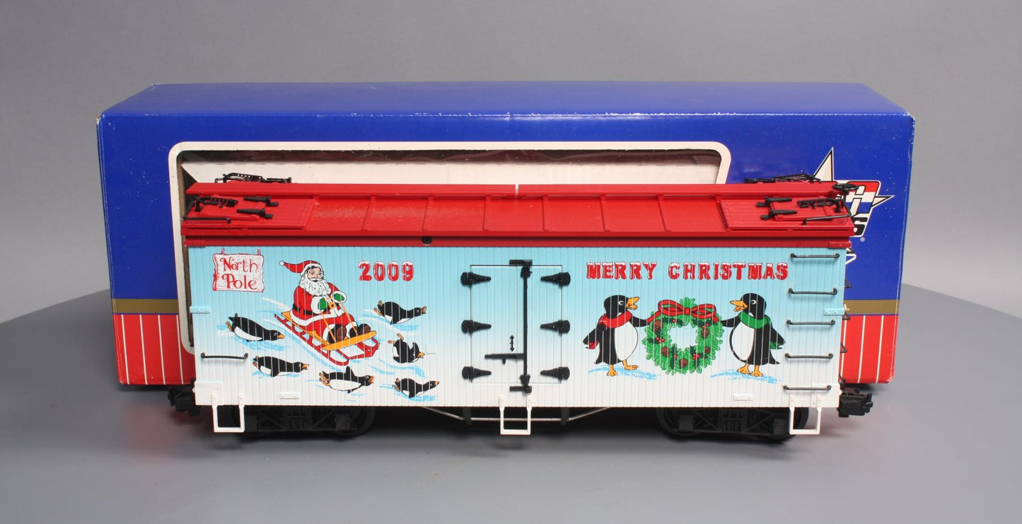 USA Trains 13027 G 2009 Christmas Reefer Car w/Plastic Wheels