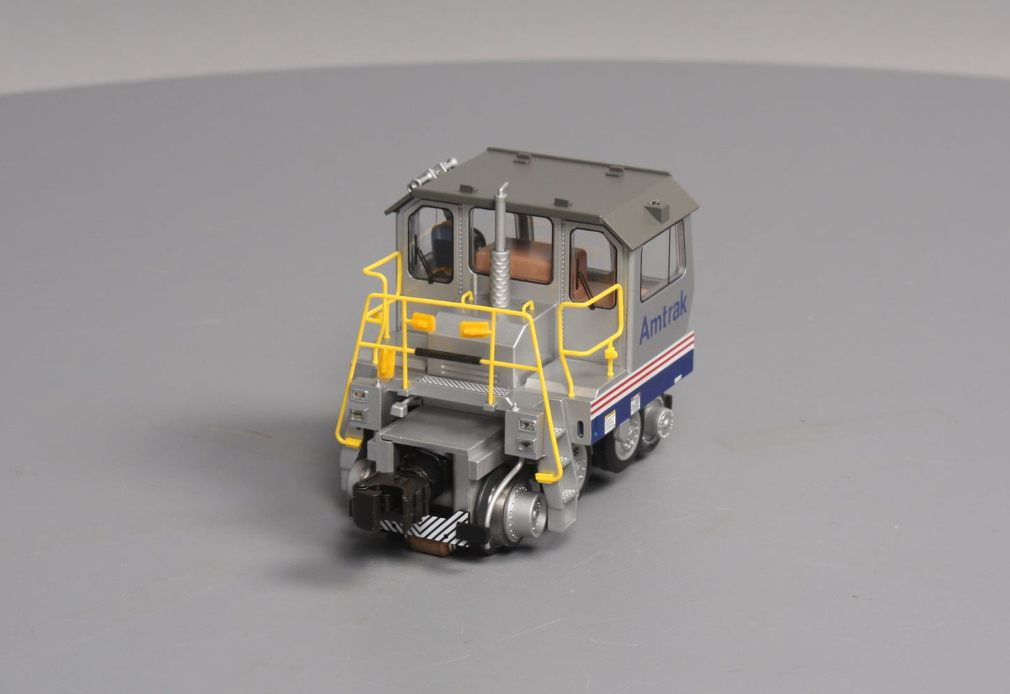 Lionel 6-28468 Amtrak 4850TM Trackmobile