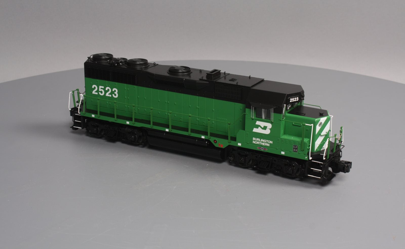 Lionel 6-39564 Burlington Northern Non-Powered GP35 Diesel Locomotive #2523
