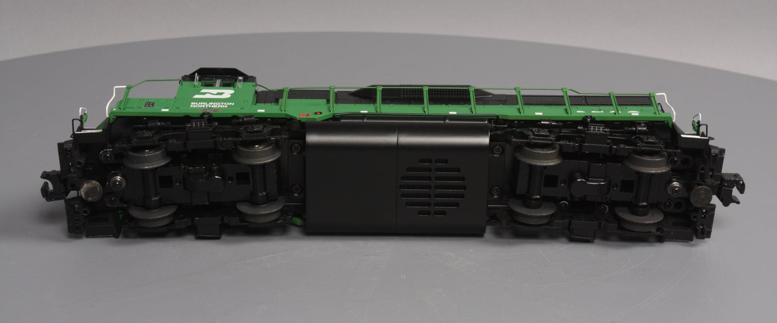 Lionel 6-39564 Burlington Northern Non-Powered GP35 Diesel Locomotive #2523