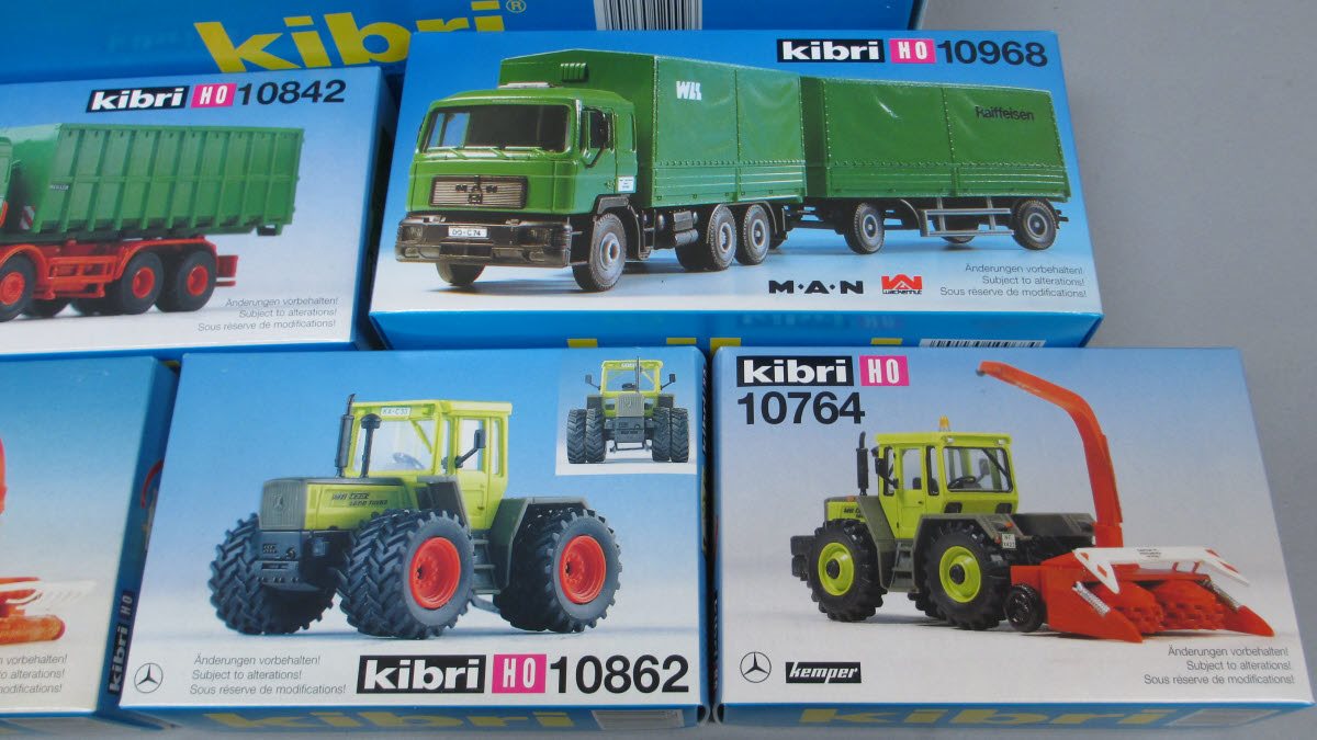 Kibri 12999 HO Scale Assorted Trucks and Tractors Kits – Trainz