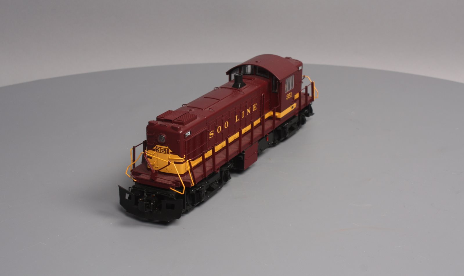 MTH 30-2803-3 SOO Line Alco Rs-1 Non-Powered Diesel Engine #351