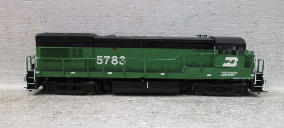 Atlas 10001168 HO Burlington Northern GE U30B Diesel Locomotive DCC/Sound #5783