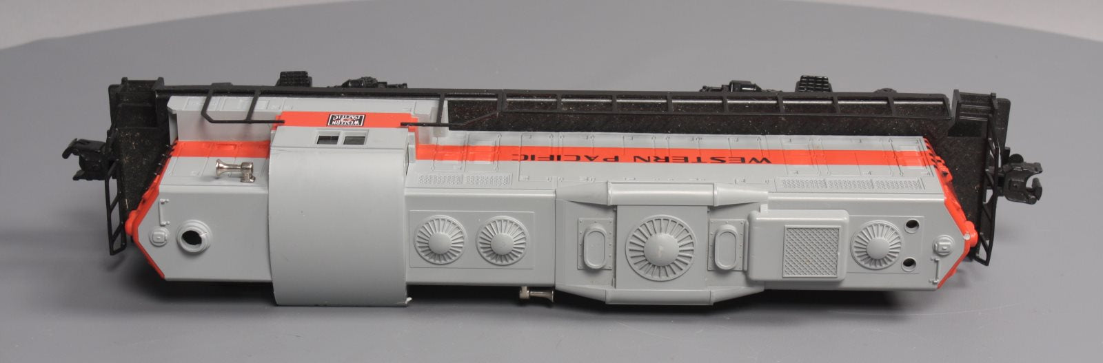 Lionel 6-28360 Western Pacific GP-7 Diesel Locomotive #707