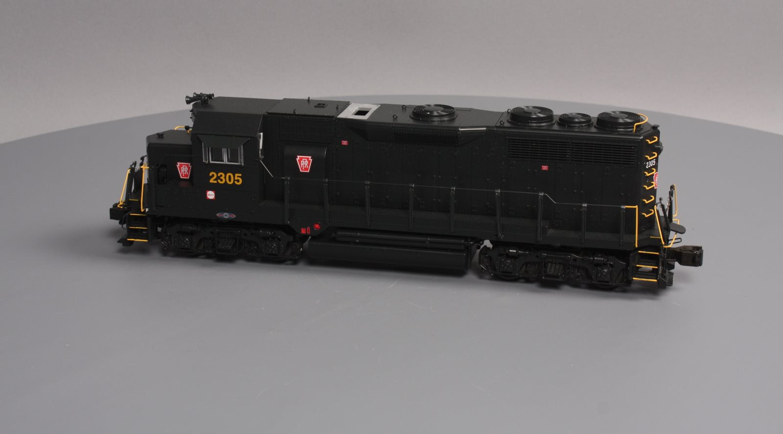 Lionel 6-38538 O PRR GP35 Non-Powered Diesel Locomotive #2305