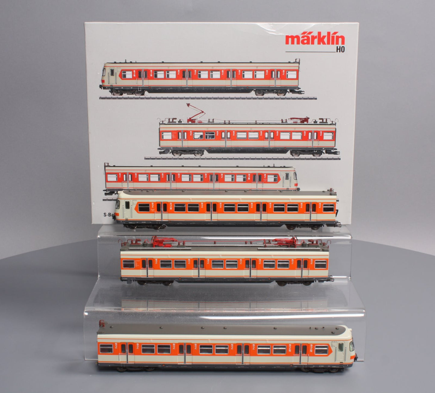Marklin 37507 HO Scale Class 420 S-Bahn Powered Rail Car Train