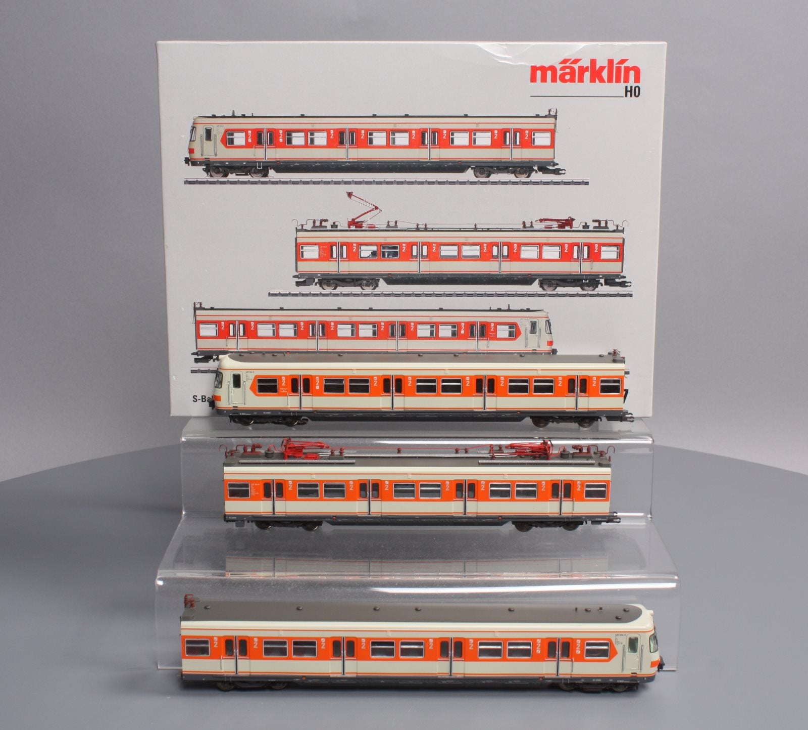 Marklin 37507 HO Scale Class 420 S-Bahn Powered Rail Car Train