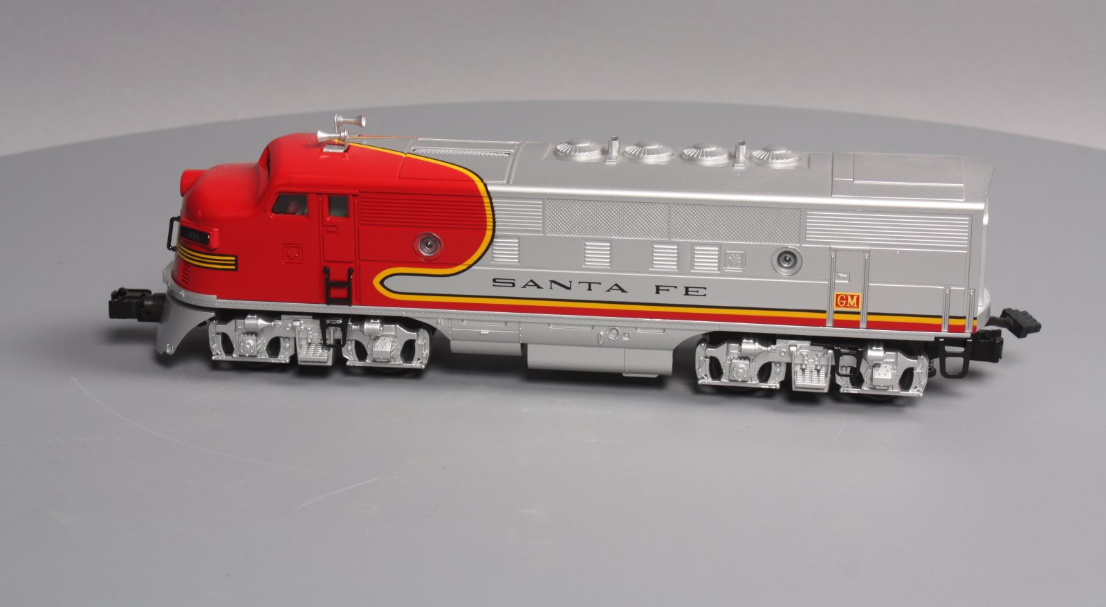MTH 30-2921-3 Santa Fe F-3 A-Unit Non-Powered Diesel Engine #35C