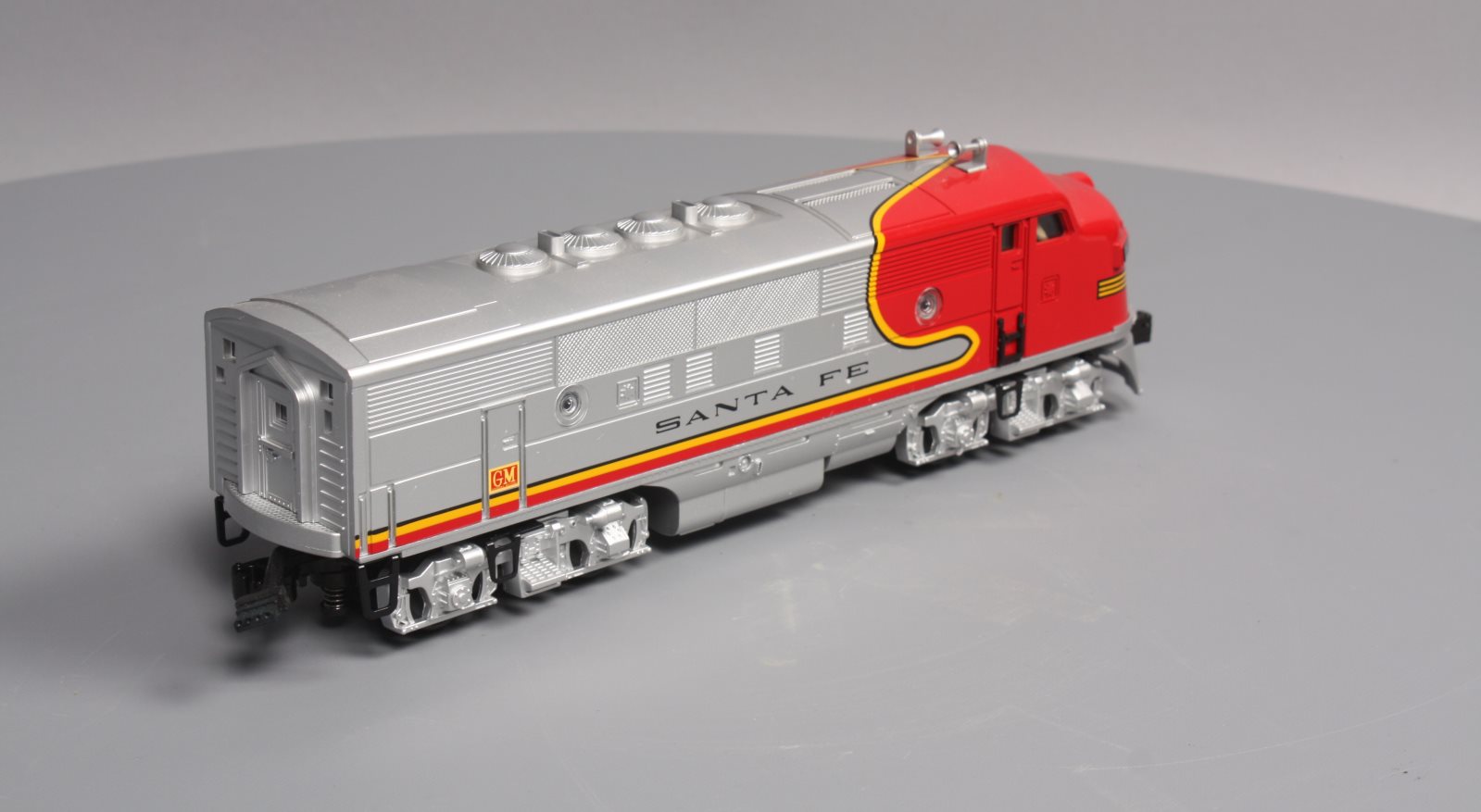 MTH 30-2921-3 Santa Fe F-3 A-Unit Non-Powered Diesel Engine #35C