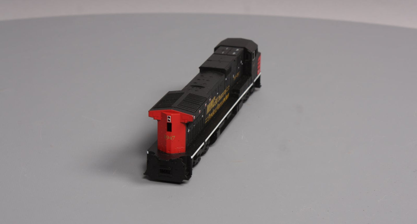 MRC AC100 HO Scale 50th Anniversary Dash 9 Diesel Locomotive #1947