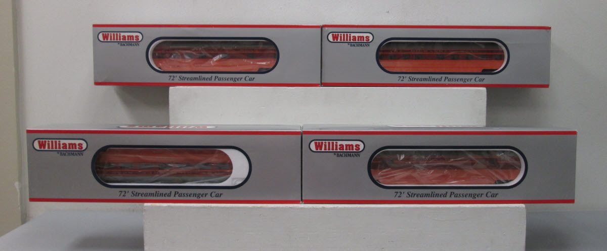 Williams 43170 O Gauge Milwaukee Road 72' Streamliner 4-Car Passenger Set