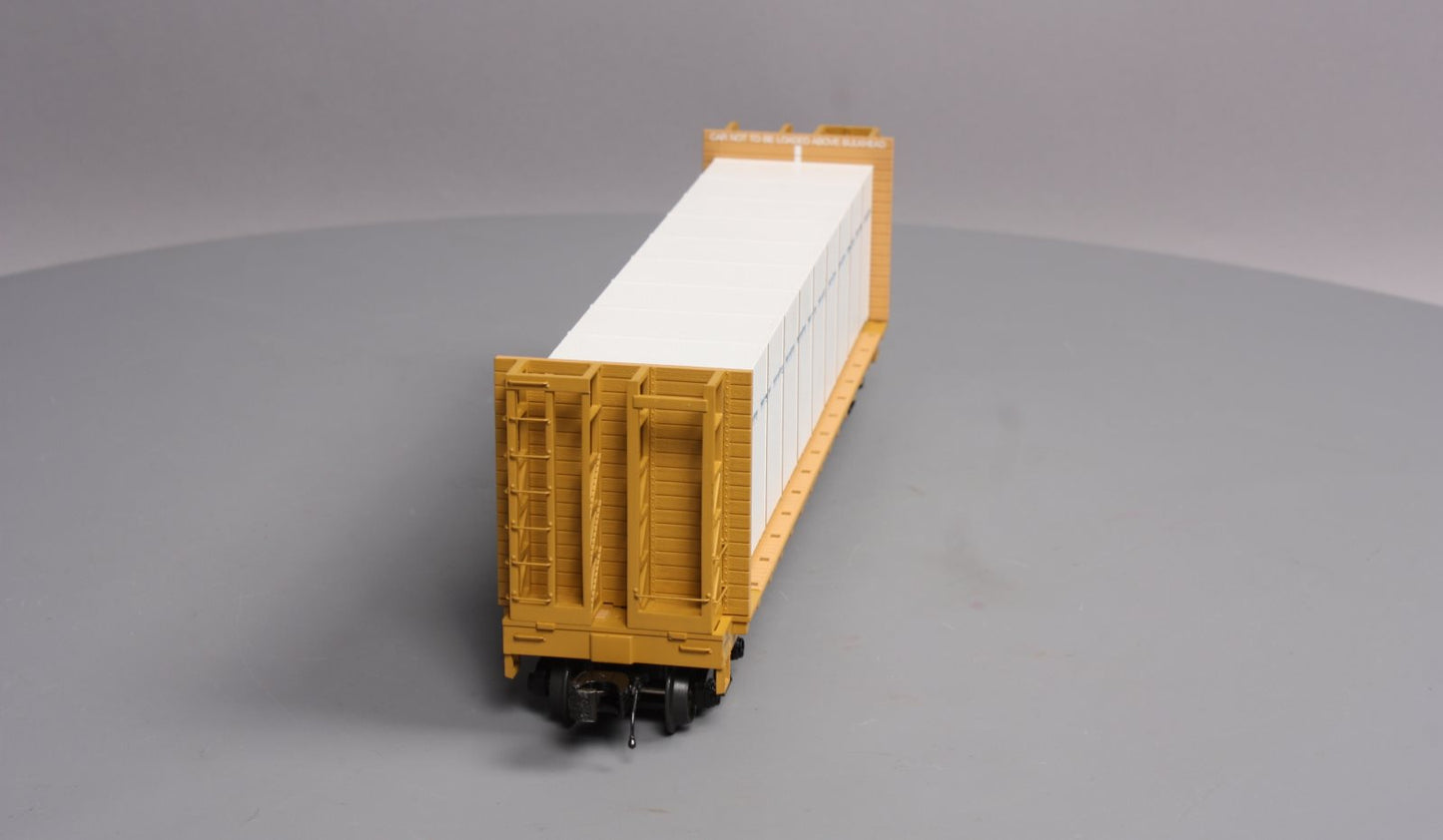 MTH 20-98662 TTX Flat Car w/Bulkheads w/Covered Wood Load V2