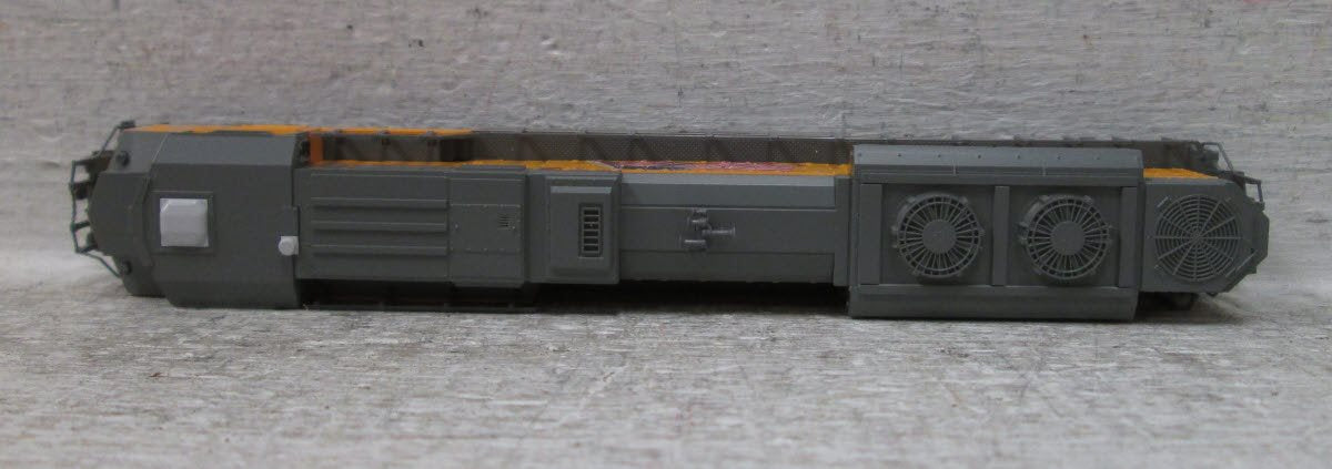 Kato 176-8402 N Scale Union Pacific EMD SD70ACe Diesel Locomotive #8520