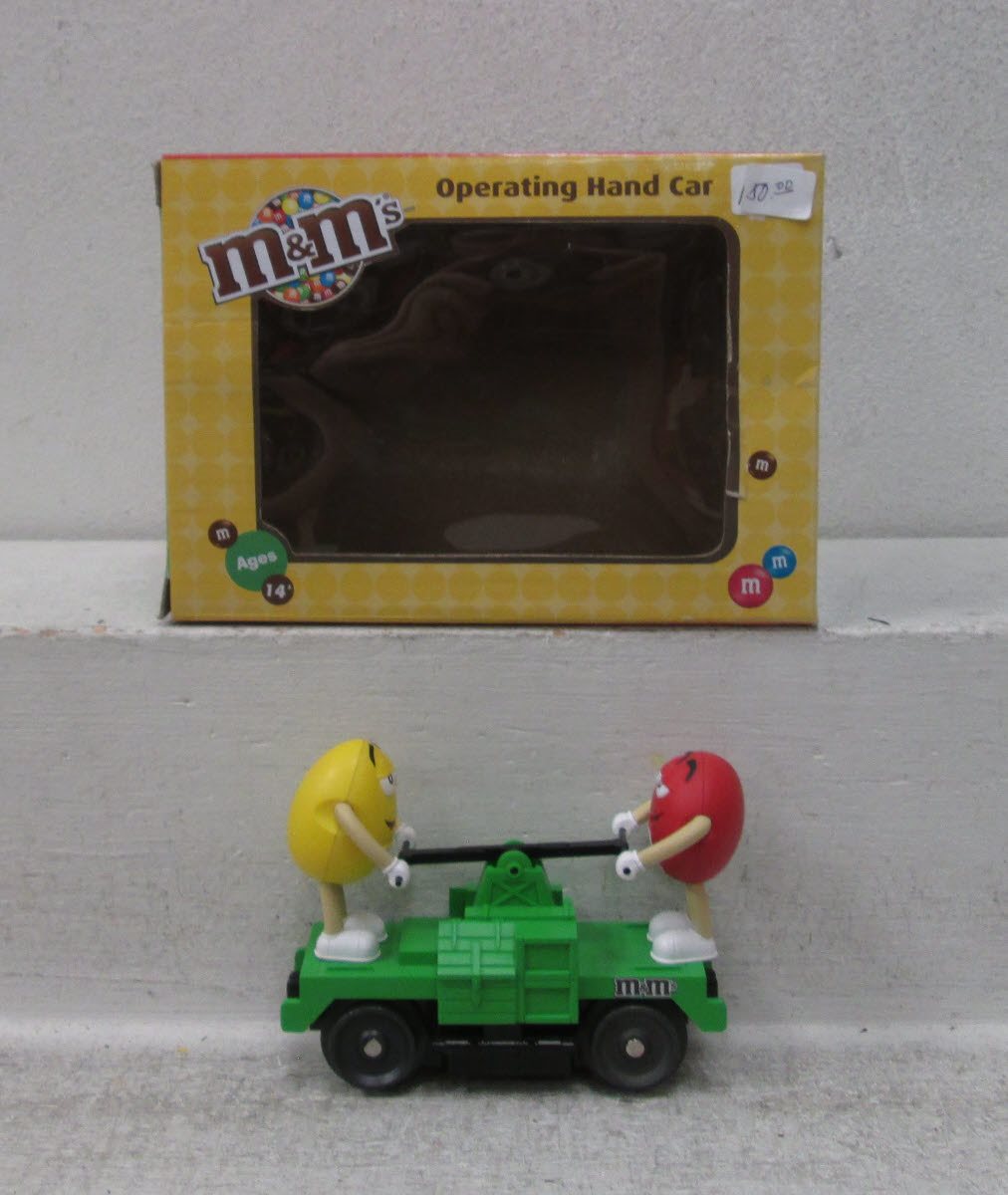 MTH 30-2597 O M&Ms Operating Hand Car
